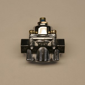 12-803HolleyFuelPressureRegulator